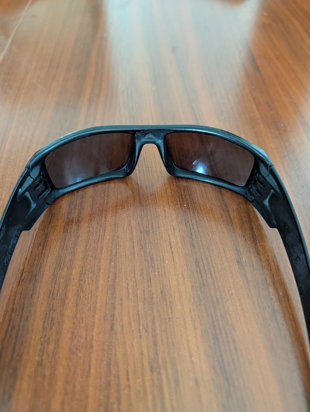 Oakley Black Wraparound Gascan Sunglasses with Silver Logo Pre Owned